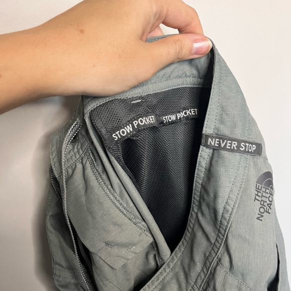 The North Face Women's Horizon 2.0 Shorts Size Small - Picture 8 of 11